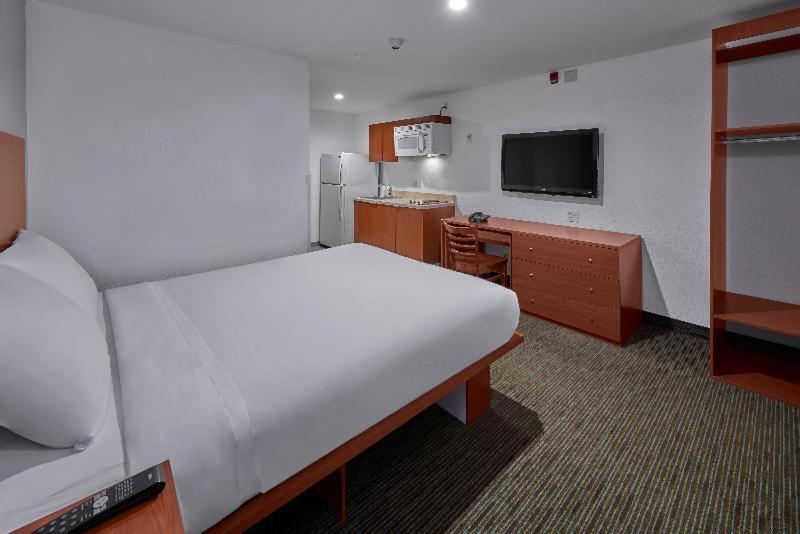 Extended Suites Ciudad Del Carmen Aeropuerto Rum bild